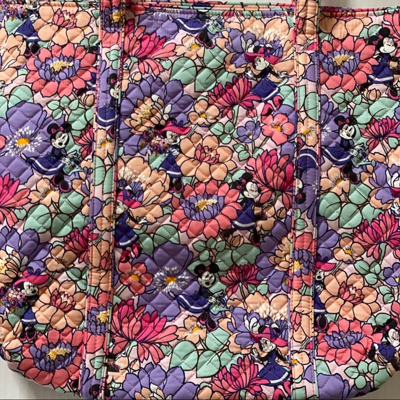 Vera Bradley Disney Minnies Garden Party Large Tote - Picture 8 of 15